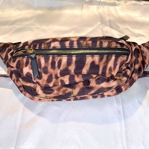 Leopard print Fanny pack